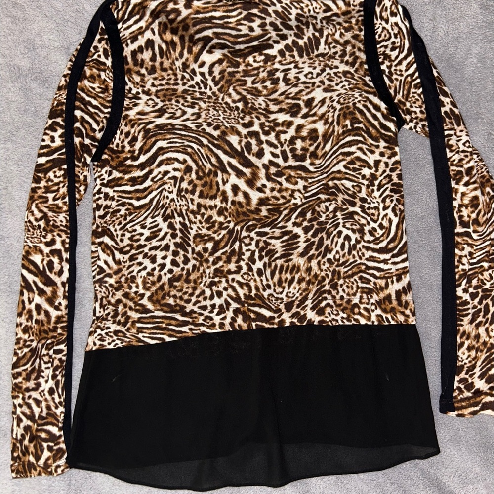 Michael Kors Leopard Print Long Sleeve Top - Picture 2 of 3
